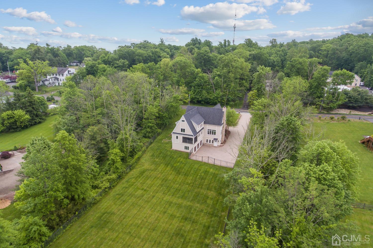 193 Mt Horeb Road Warren, NJ 07059 - Photo 10 of 63 a view of a house with a big yard