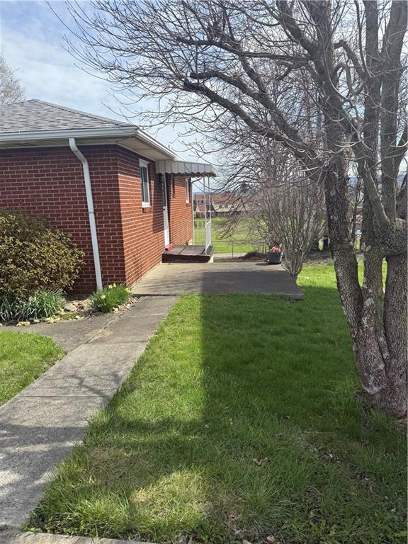 112 Easy Street Uniontown, PA 15401 - Photo 3 of 29