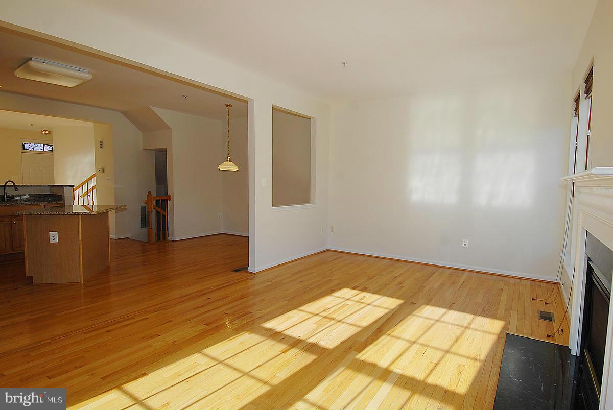 13950 Lullaby Road Germantown, MD 20874 - Photo 13 of 25 Family Room