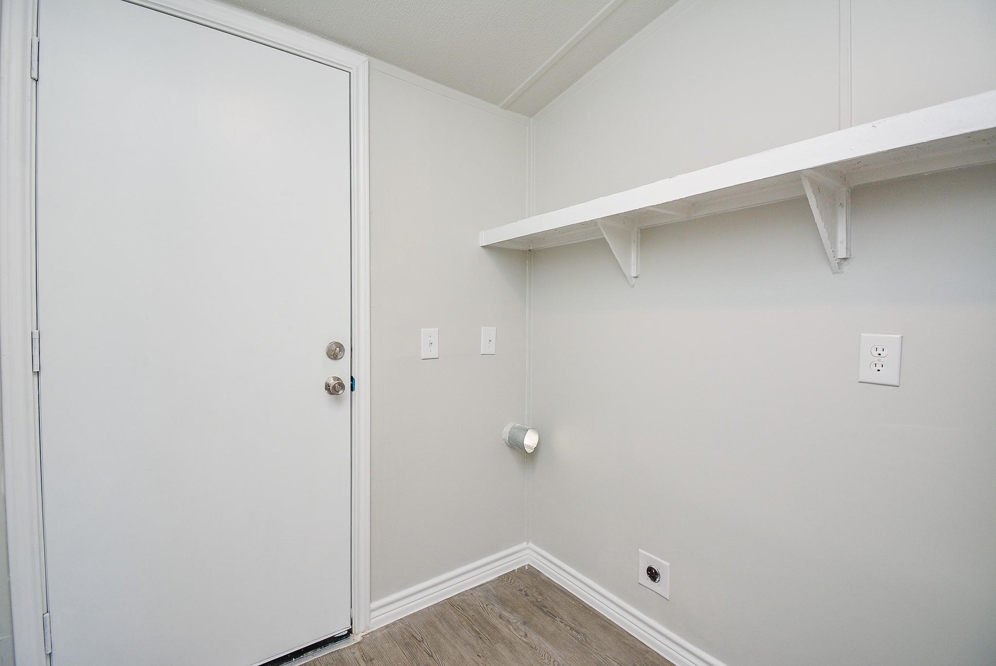 12561 Roy Harris Loop Conroe, TX 77306 - Photo 26 of 31