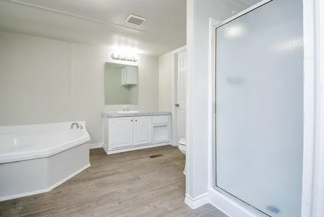 $1,295 | 12561 Roy Harris Loop, Conroe, TX 77306