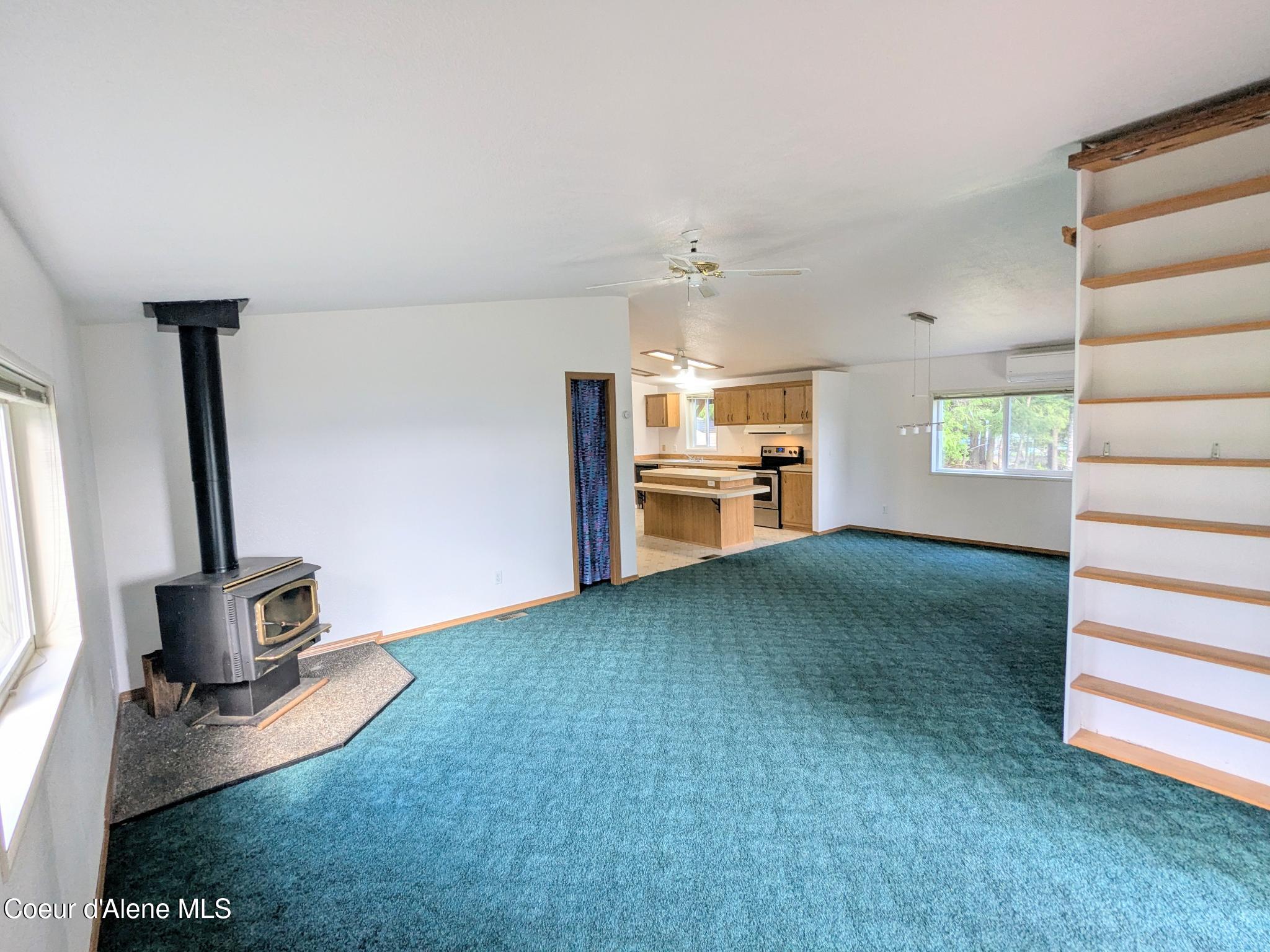 2132 West Spring Creek Road Hope, ID 83836 - Photo 15 of 30 livingrm