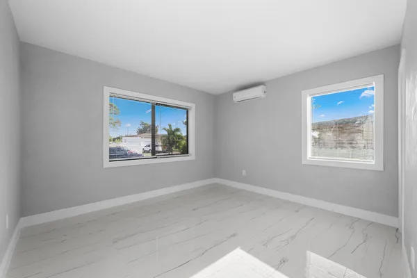 $3,500 | 1300 Northwest 90th Street, Miami, FL 33147