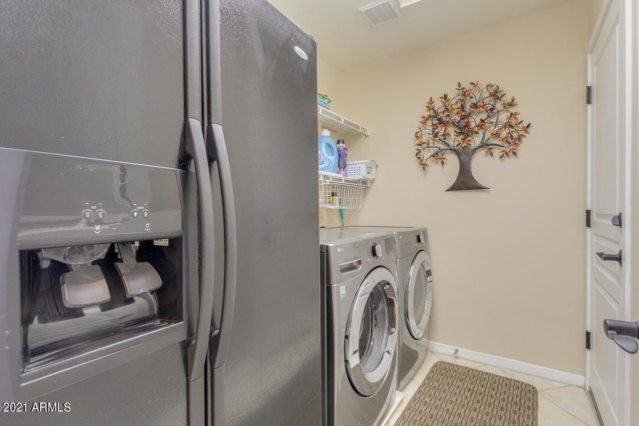 3922 East Carson Road Phoenix, AZ 85042 - Photo 12 of 15 Photo #12