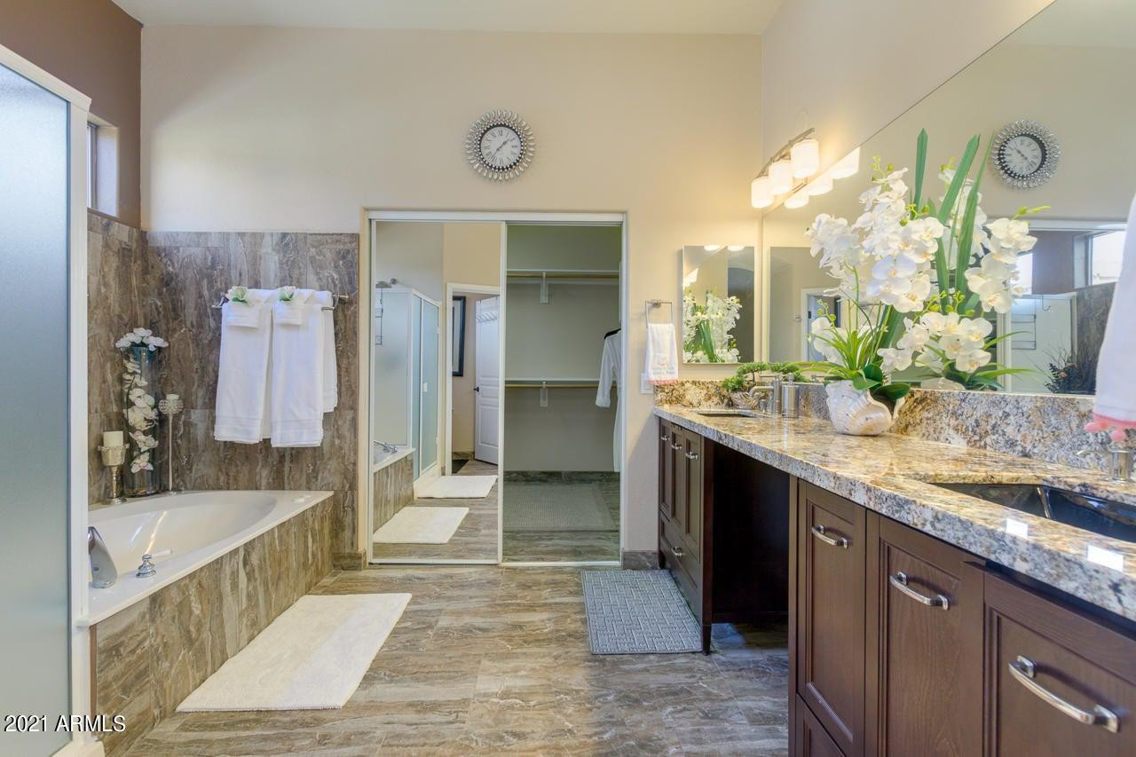 3922 East Carson Road Phoenix, AZ 85042 - Photo 10 of 15 Photo #10