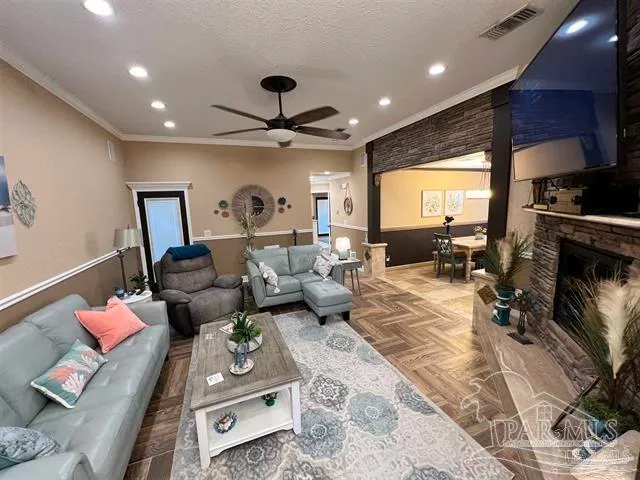 $599,900 | 14013 Innerarity Point Road, Pensacola, FL 32507