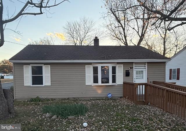 800 Wood Street Cambridge, MD 21613 - Photo 1 of 10 a front view of a house with yard
