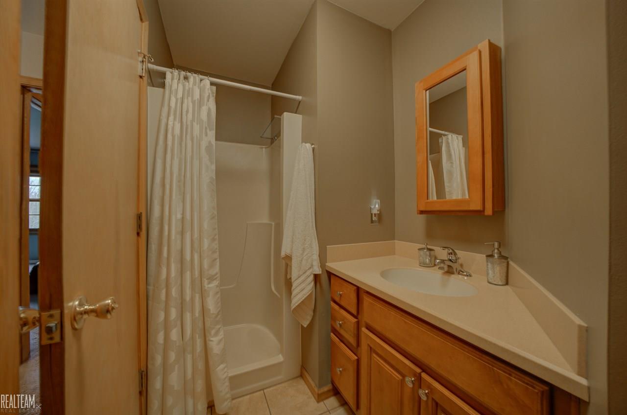 1753 Ruby Avenue Rochester Hills, MI 48309 - Photo 29 of 33