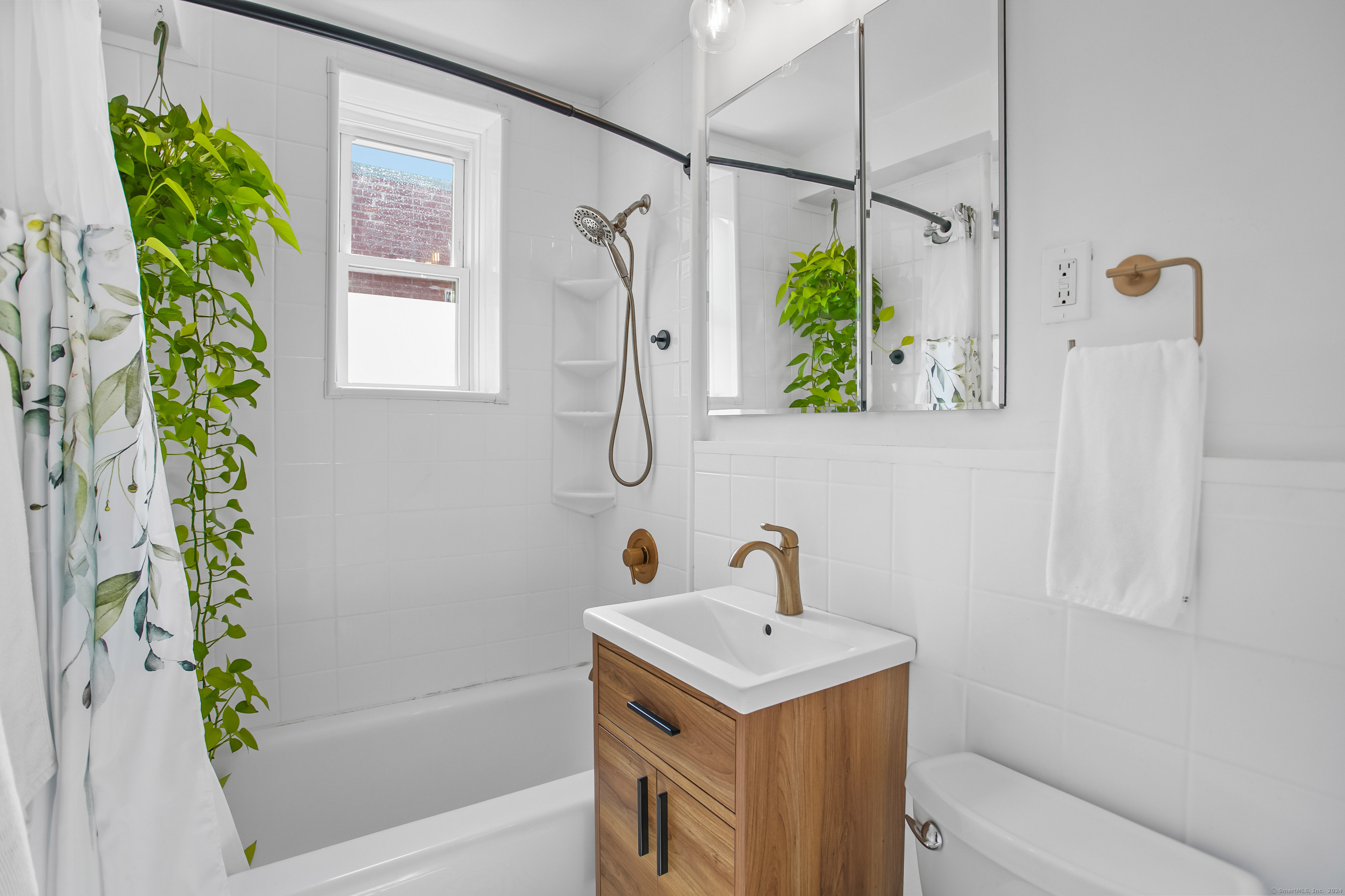 7 4th Street, Unit 5F Stamford, CT 06905 - Photo 15 of 33