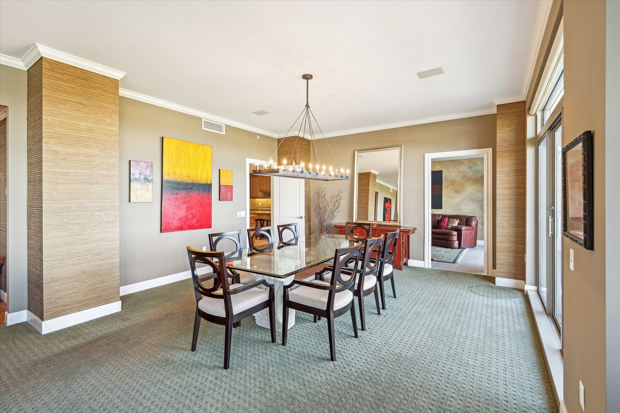 1000 Uptown Park Boulevard, Unit 93 Houston, TX 77056 - Photo 6 of 37 a dining room with furniture and window