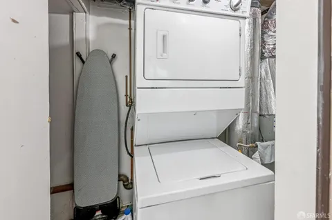 $950,000 | 19 Alpine Terrace, Unit A, San Francisco, CA 94117