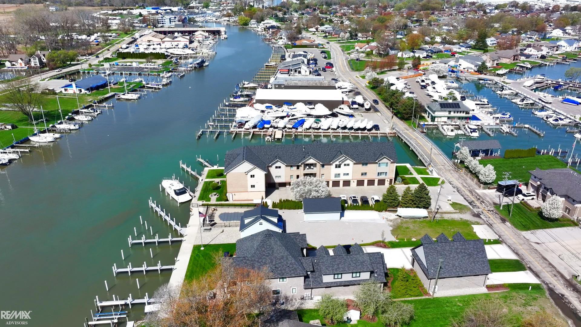 32172 North River Road, Unit 17 Harrison Township, MI 48045 - Photo 60 of 74