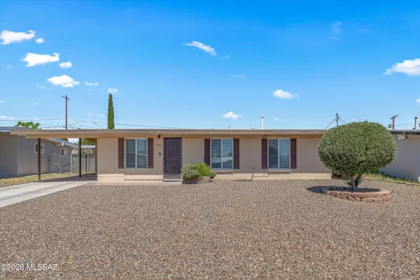 $205,000 | 918 West 5th Avenue, San Manuel, AZ 85631