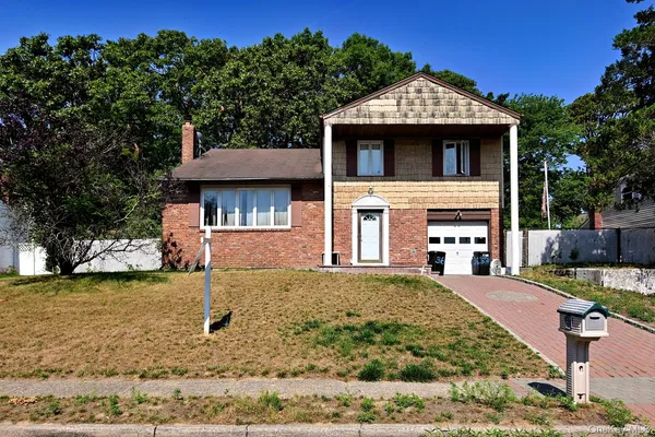 $680,000 | 36 Willow Street, Selden, NY 11784