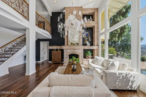 $2,295,000 | 987 Brookview Avenue, Westlake Village, CA 91361