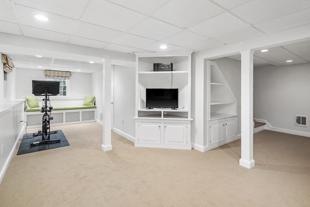 11 Chamberlain Run Hingham, MA 02043 - Photo 15 of 19 a view of a livingroom with furniture and a flat screen tv