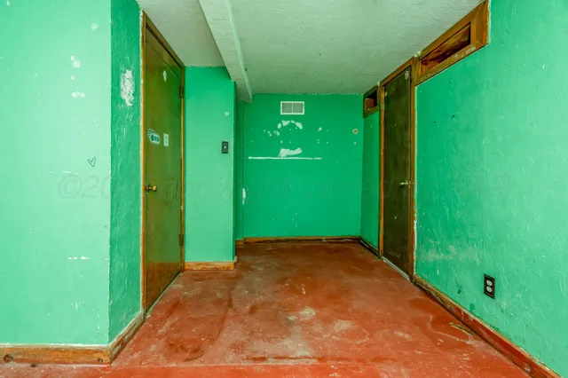 a house view with garden space