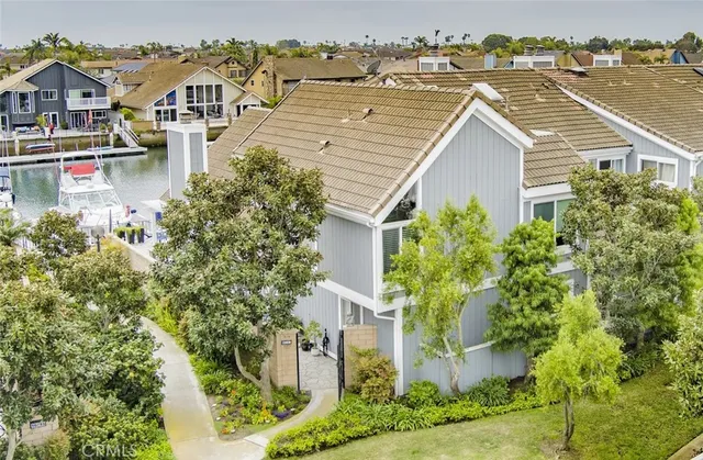 $2,990,000 | 16143 St Croix Circle, Huntington Beach, CA 92649