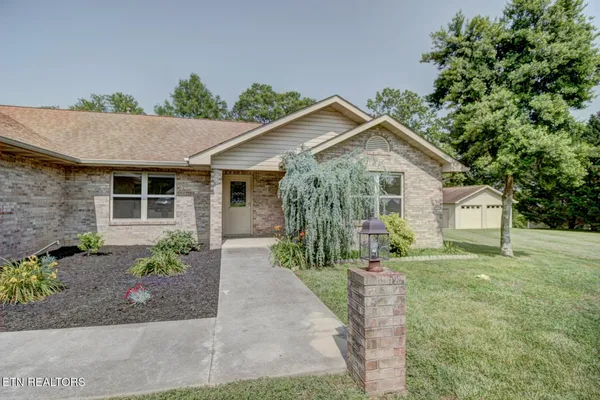 $860,000 | 1023 Stokley Court, Dandridge, TN 37725