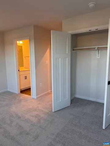 $2,600 | 2225 Woodburn Road, Charlottesville, VA 22901