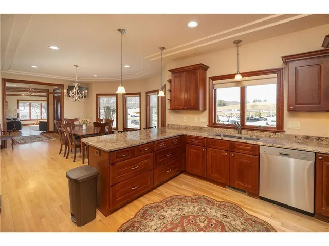 $725,000 | 340 Main Street North, Chatfield, MN 55923