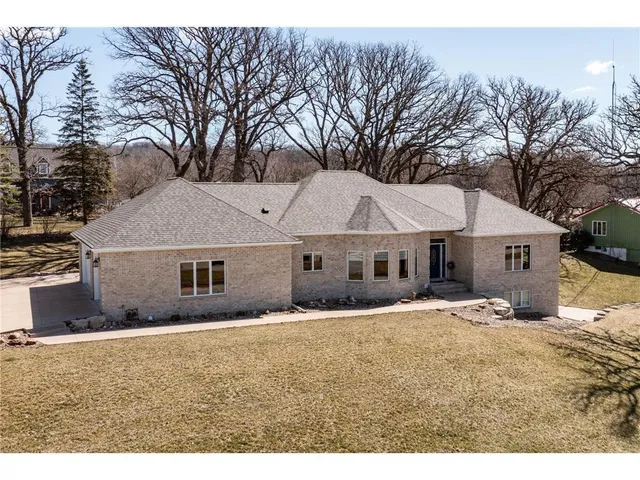 $725,000 | 340 Main Street North, Chatfield, MN 55923