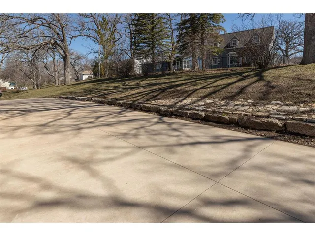 $725,000 | 340 Main Street North, Chatfield, MN 55923