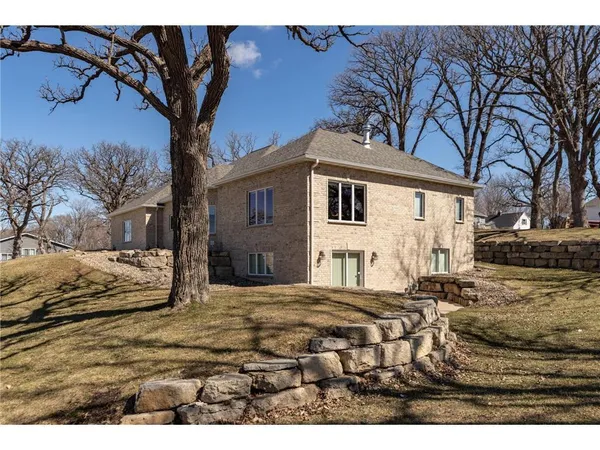 $725,000 | 340 Main Street North, Chatfield, MN 55923