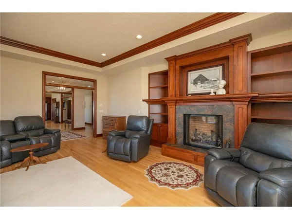 $725,000 | 340 Main Street North, Chatfield, MN 55923