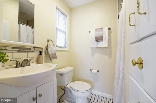 $1,300,000 | 3323 Brooklawn Terrace, Chevy Chase, MD 20815