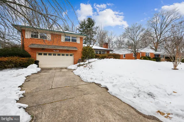 $1,300,000 | 3323 Brooklawn Terrace, Chevy Chase, MD 20815