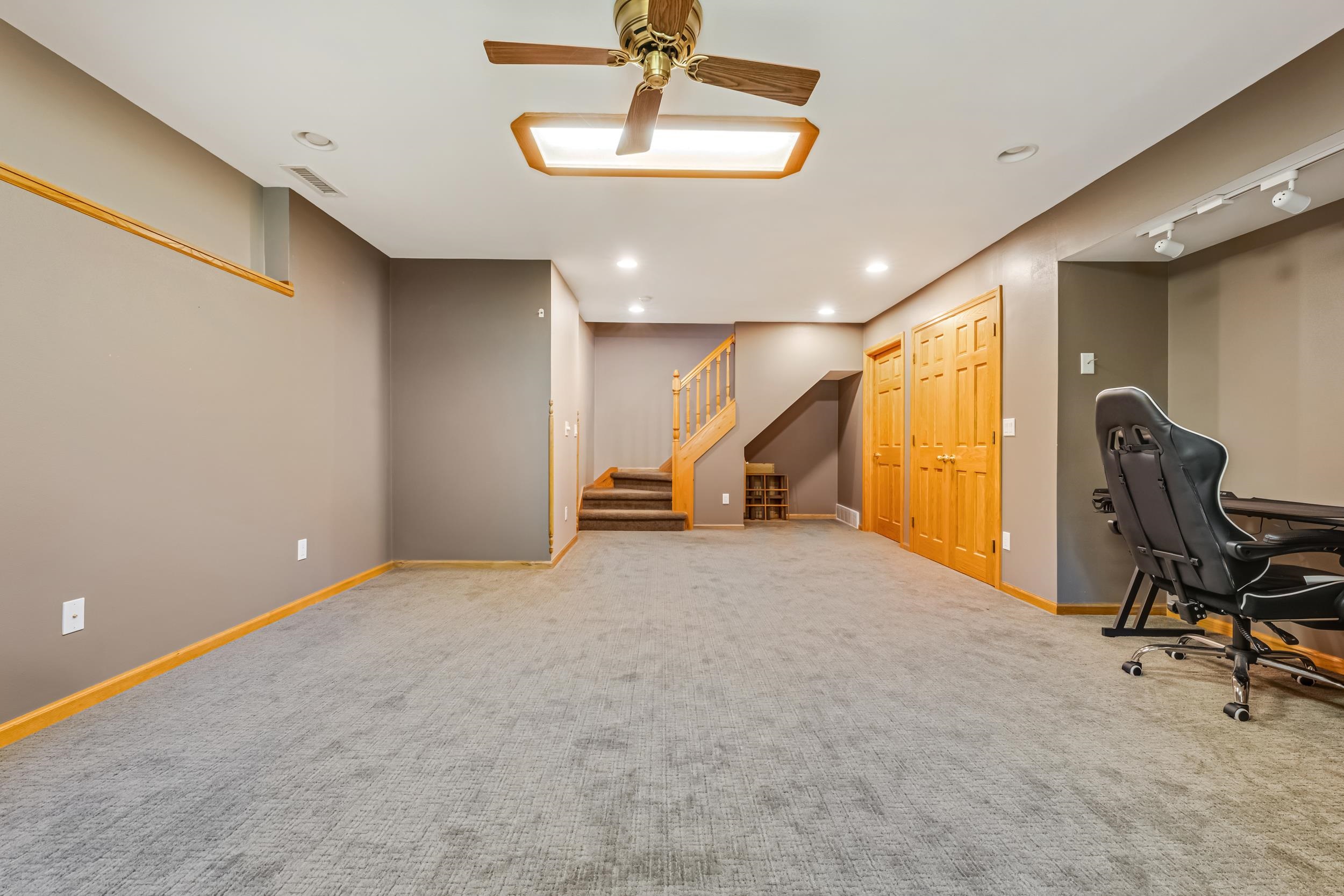 721 Overlook Terrace DeForest, WI 53532 - Photo 37 of 44