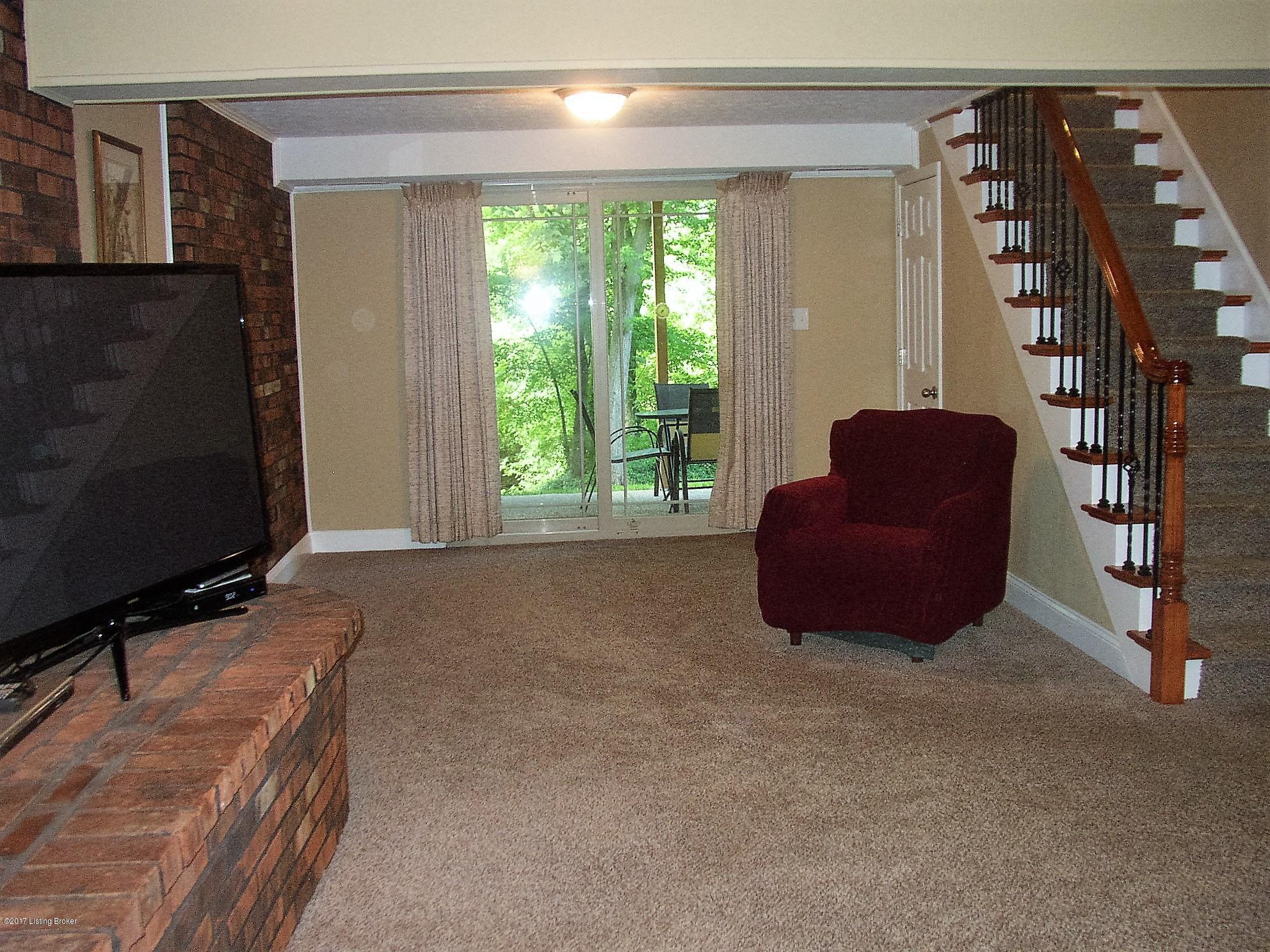 8900 Collingwood Road Louisville, KY 40299 - Photo 20 of 34 P1010651 (1)