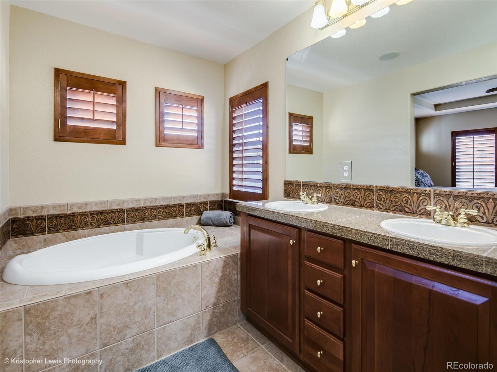 10601 Ashfield Street Highlands Ranch, CO 80126 - Photo 18 of 28 Gallery Image 18