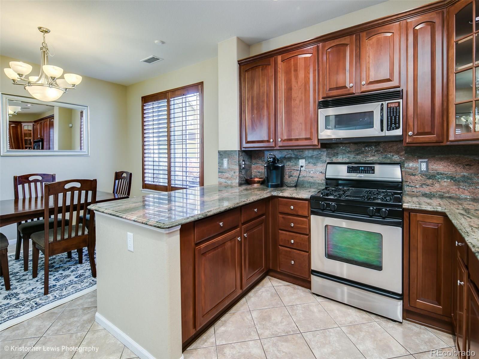 10601 Ashfield Street Highlands Ranch, CO 80126 - Photo 9 of 28 Gallery Image 9