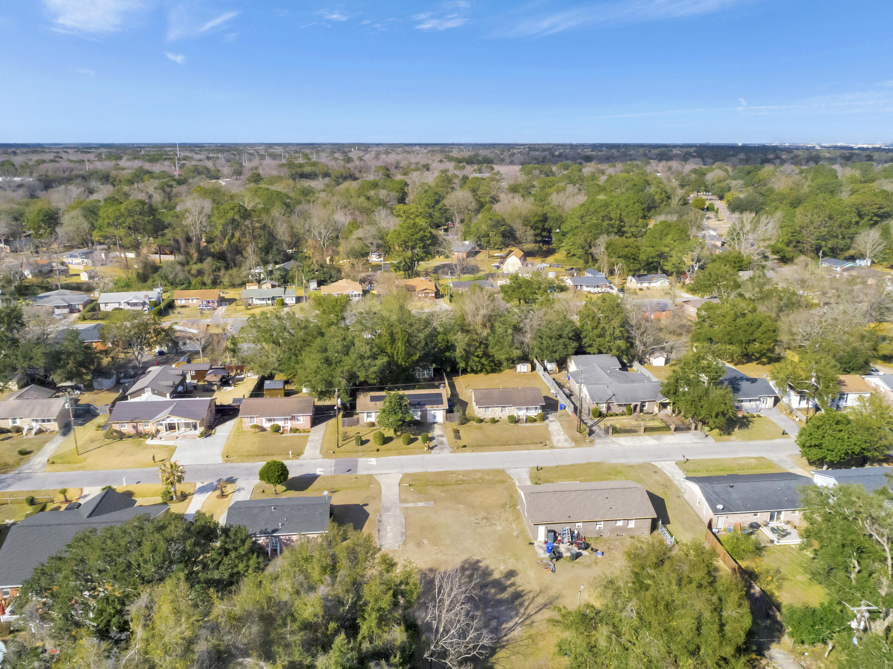 1555 Seacroft Road Charleston, SC 29412 - Photo 7 of 9 DJI_0157