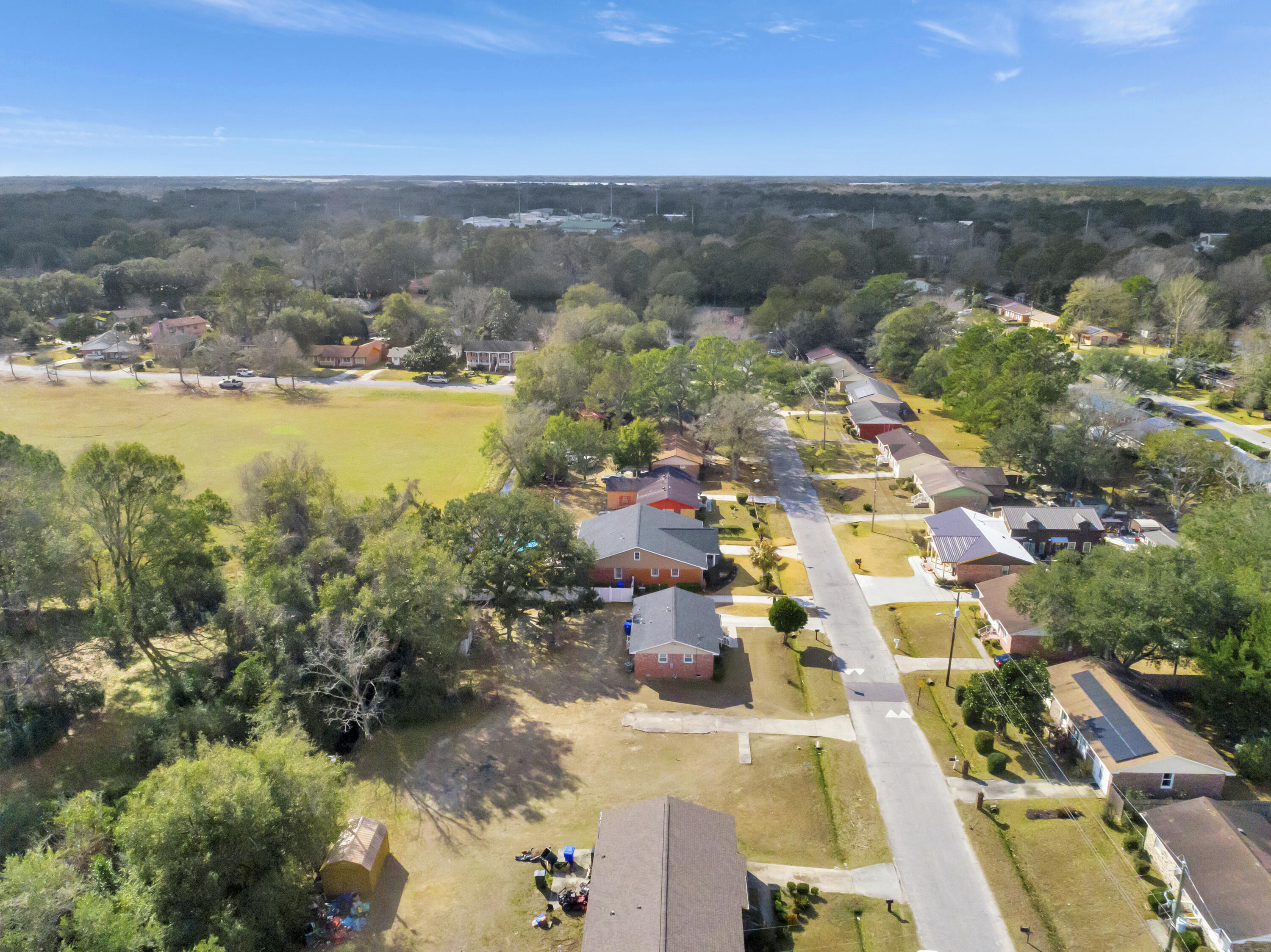 1555 Seacroft Road Charleston, SC 29412 - Photo 8 of 9 DJI_0160