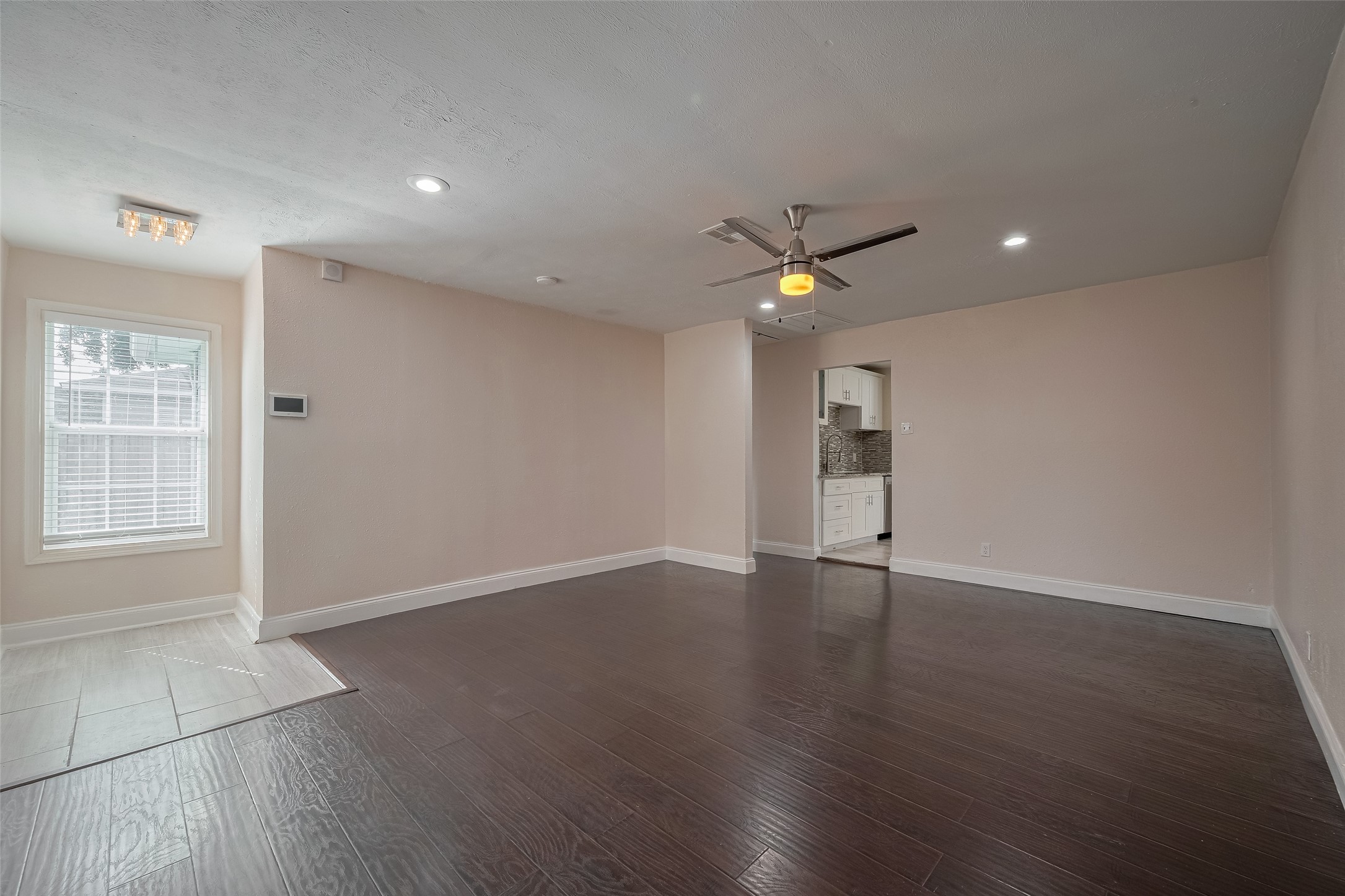 3930 Daphne Street Houston, TX 77021 - Photo 9 of 44