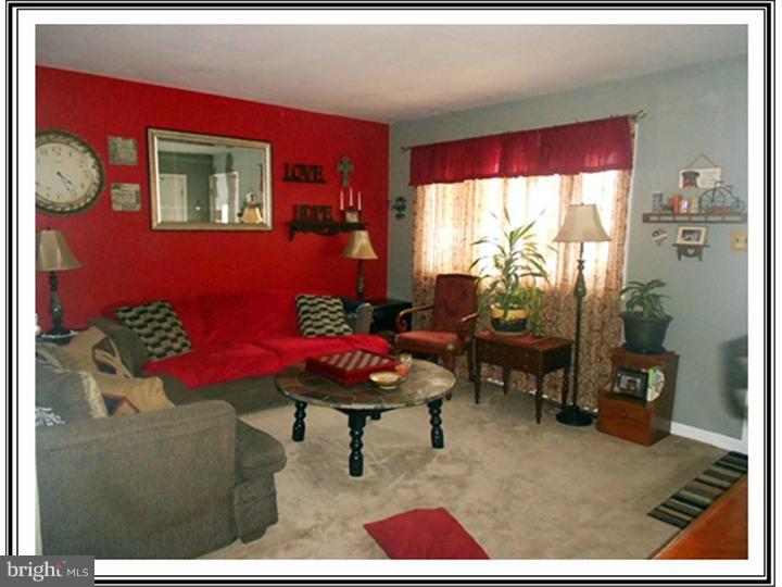 103 Garrett Road Newark, DE 19713 - Photo 3 of 18 Gallery Image 3