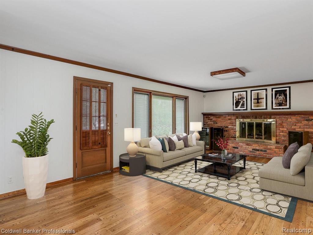 65 South Duval Road Grosse Pointe Shores, MI 48236 - Photo 14 of 40