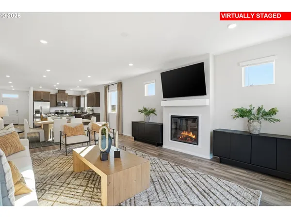 $499,900 | 398 Northeast Hunter Drive, Estacada, OR 97023