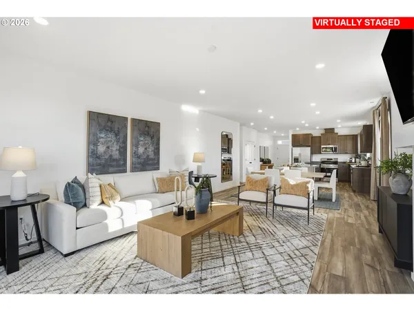 $499,900 | 398 Northeast Hunter Drive, Estacada, OR 97023