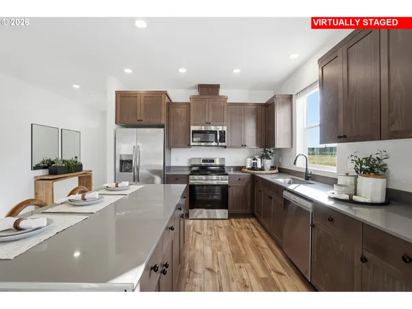 $499,900 | 398 Northeast Hunter Drive, Estacada, OR 97023