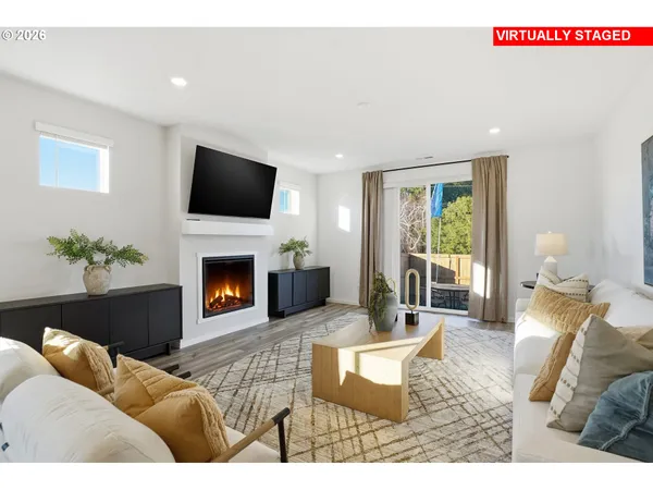 $499,900 | 398 Northeast Hunter Drive, Estacada, OR 97023