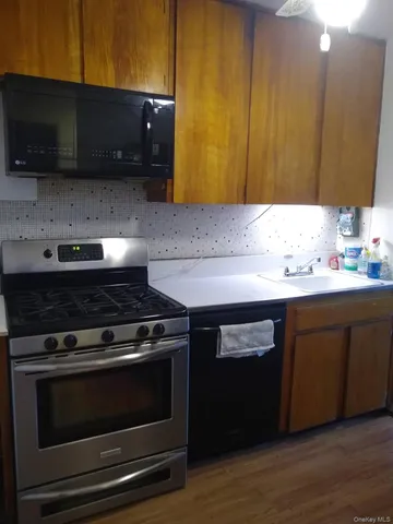 $849,000 | 81-05 149th Avenue | Lindenwood