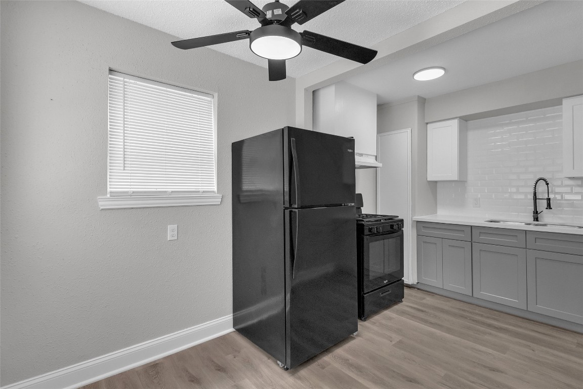 3613 Crane Street, Unit 4 Houston, TX 77026 - Photo 5 of 11