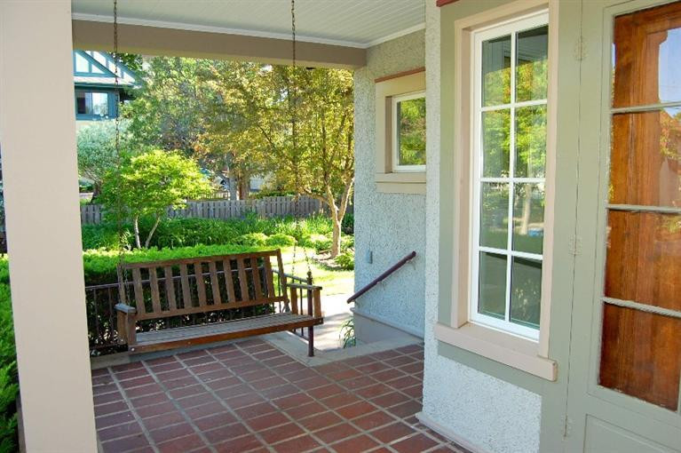 1055 Ferdon Road Ann Arbor, MI 48104 - Photo 4 of 43 Photo 4