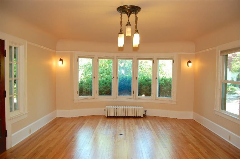 1055 Ferdon Road Ann Arbor, MI 48104 - Photo 9 of 43 Photo 9