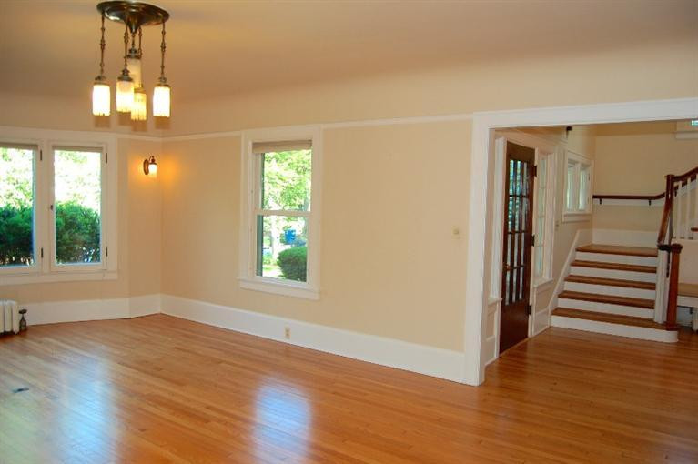 1055 Ferdon Road Ann Arbor, MI 48104 - Photo 10 of 43 Photo 10