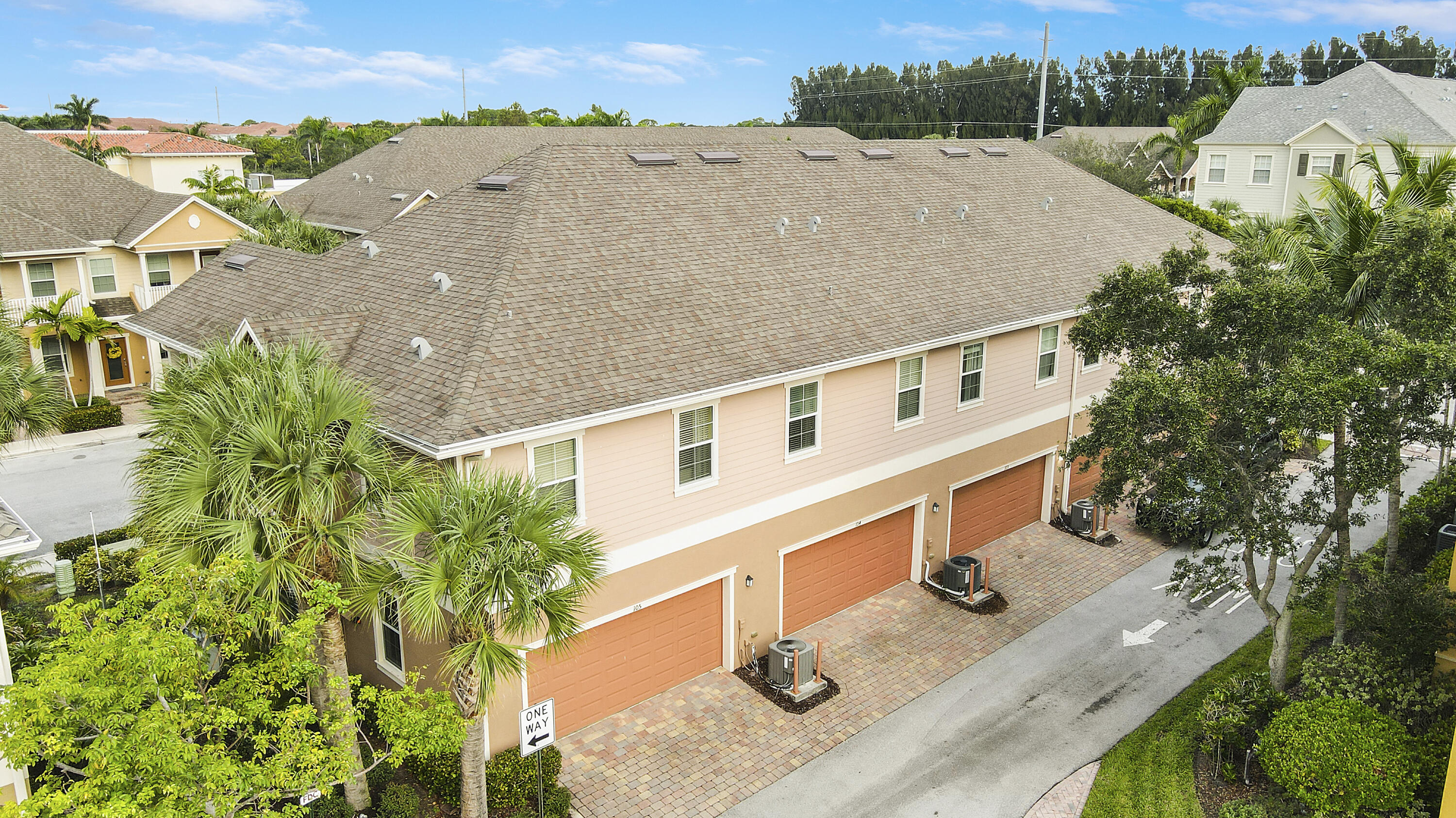 115 Black Ironwood Road, Unit 105 Jupiter, FL 33458 - Photo 18 of 24 garage
